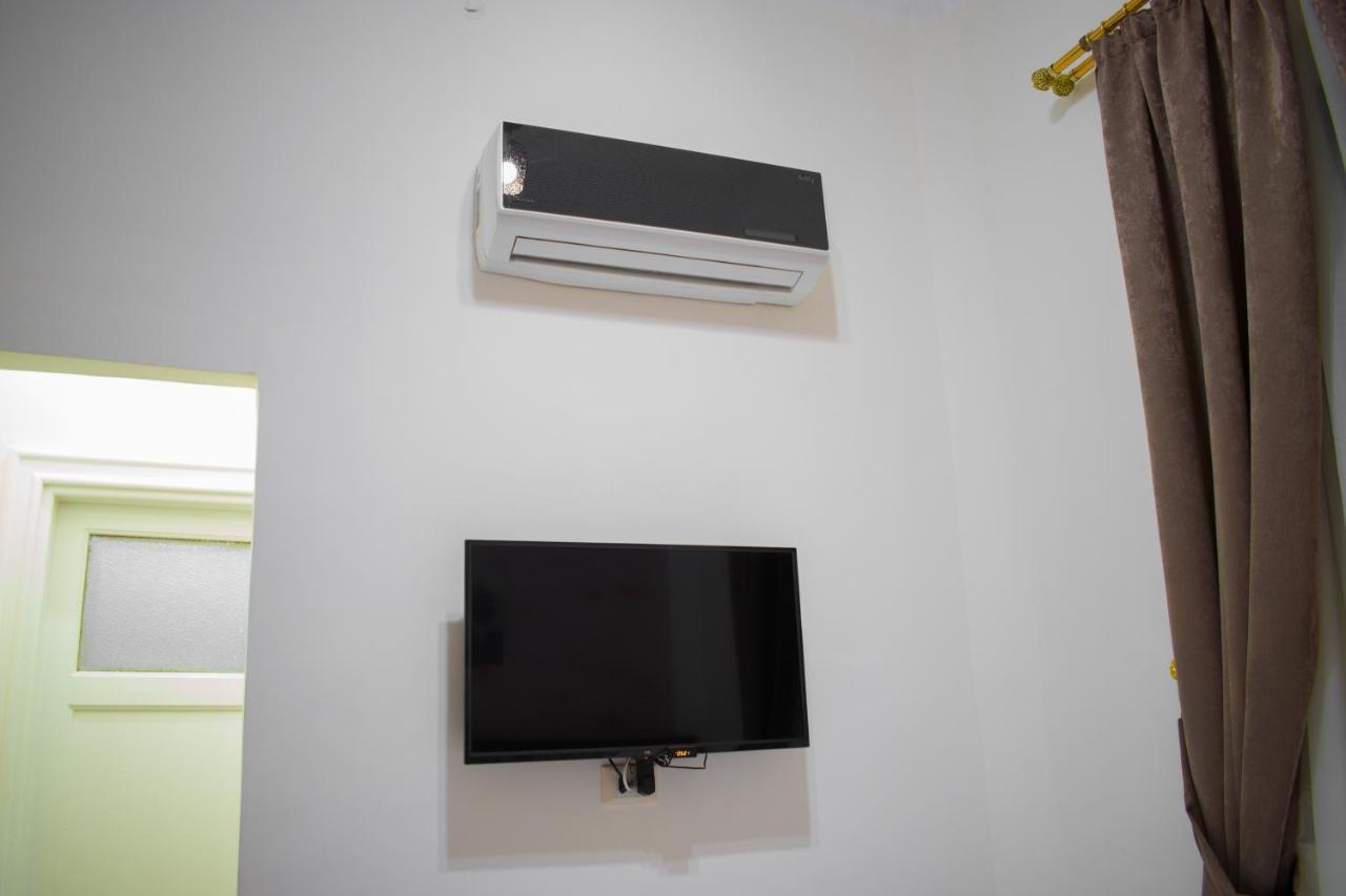 Hostel Golden Palace